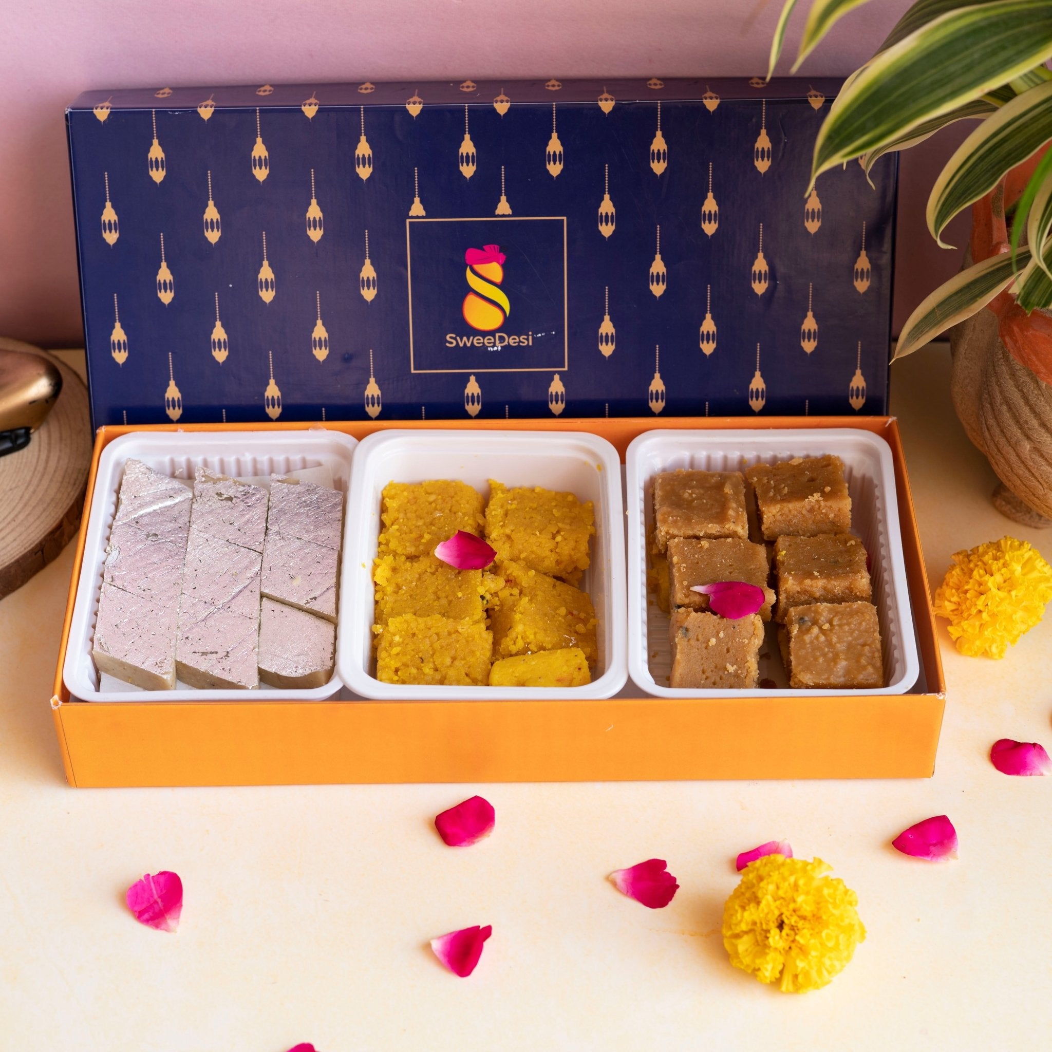 Assorted Baklavas & Flavoured Nuts Amanat Gift Box - Premium Diwali Sw –  THE BAKLAVA BOX